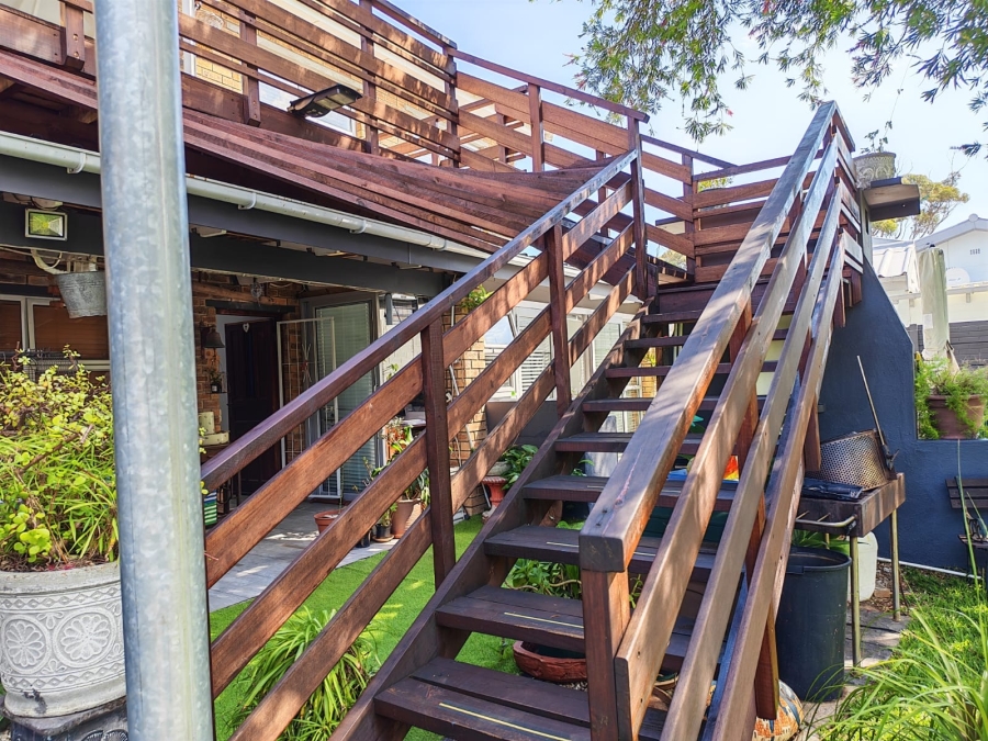 4 Bedroom Property for Sale in Klein Berlyn Western Cape